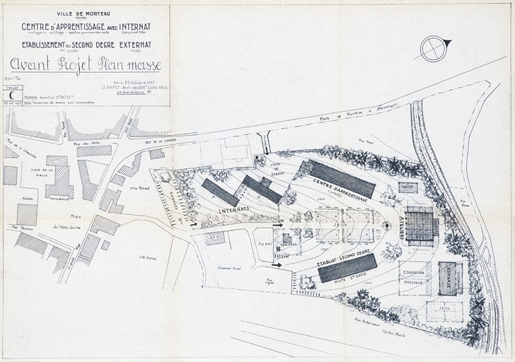 Ville de Morteau. Doubs. Centre d'apprentissage Horlogerie - Outillage - Section commerciale mixte avec internat garçons et filles. Etablissement du second degré 1er cycle externat mixte. Avant-projet plan masse Projet C. 1957.