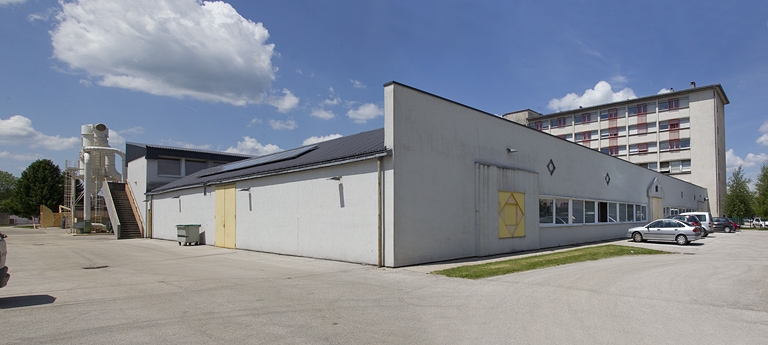 Atelier de maintenance et électrotechnique, depuis le sud-est.