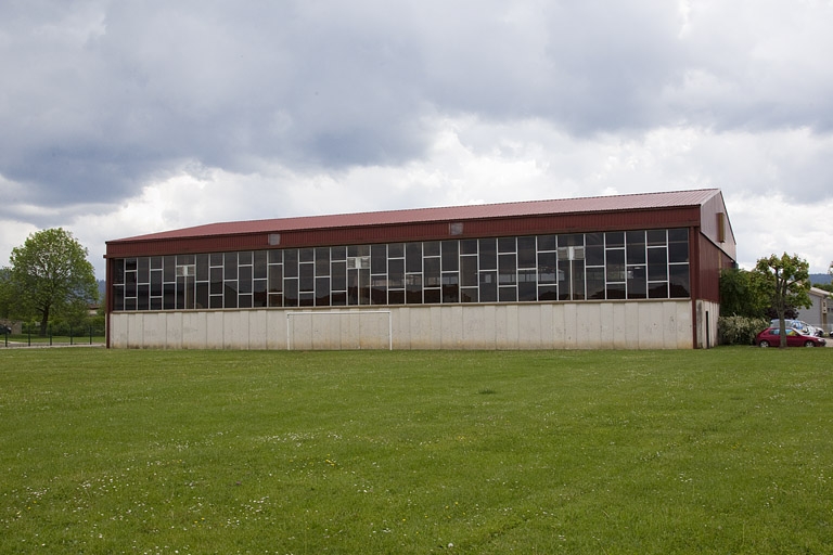 Grand gymnase occidental, vu du nord.
