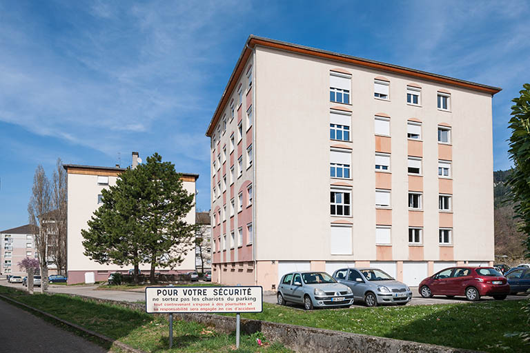 Angle sud-ouest du bâtiment des pinsons.