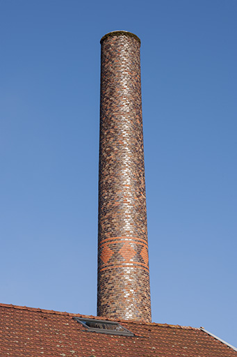 Cheminée de la chaufferie.