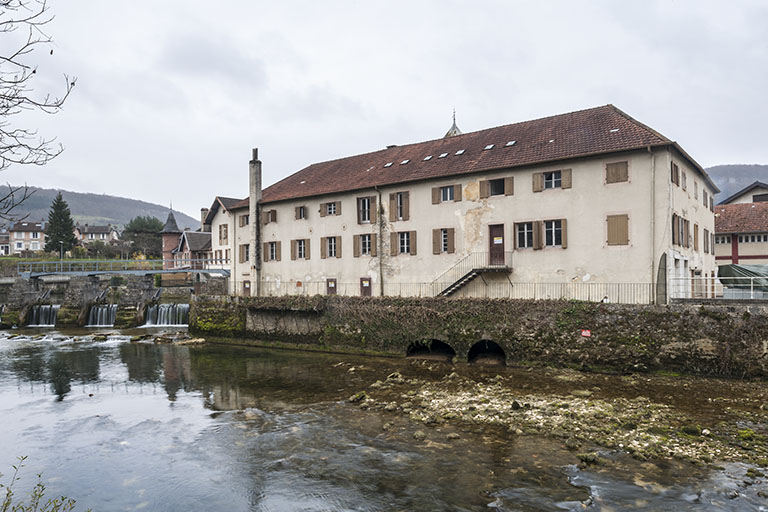 Façade nord du bâtiment du moulin.