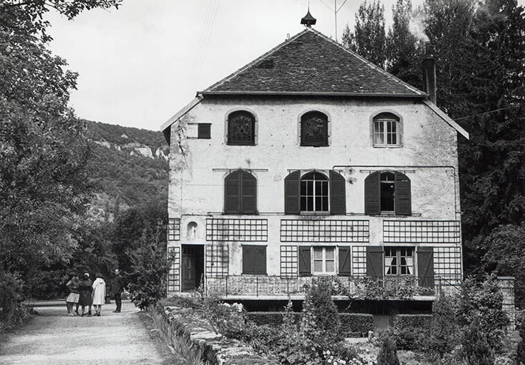 Ancien moulin à papier (?), pignon ,photogr., s.d. [début 20e siècle].