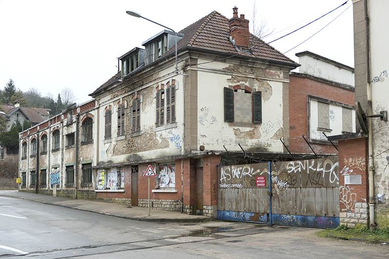 Etat en 2016. Usine A : façade sur rue de la conciergerie (N).