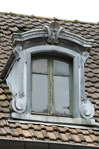 Etat en 2016. Usine A : lucarne des bureaux.
