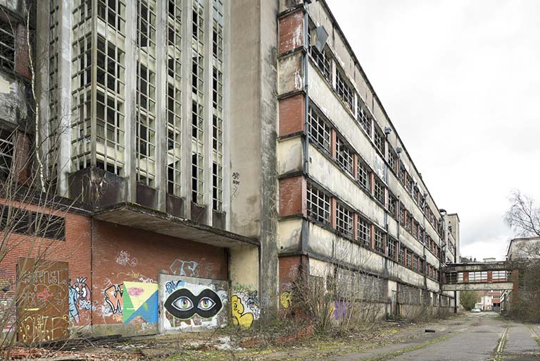 Etat en 2016. Usine A : façade nord du bâtiment de filature et tissage.