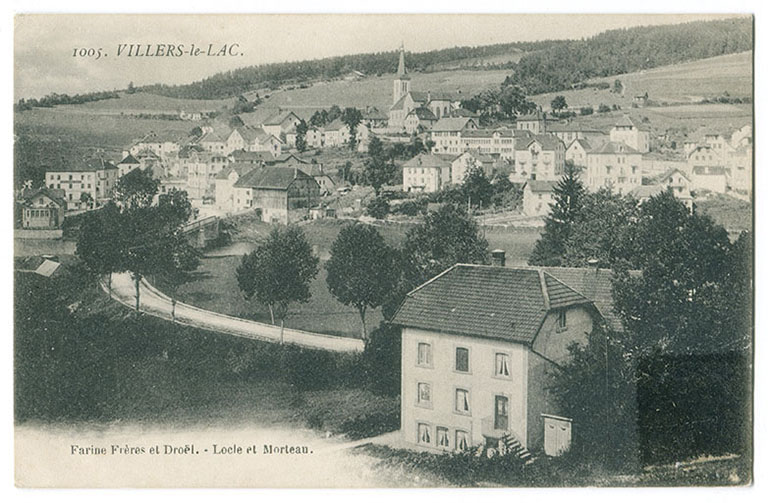 1005. Villers-le-Lac [vue d'ensemble depuis la rue de la Gare, à l'Est], 1er quart 20e siècle [avant 1908].