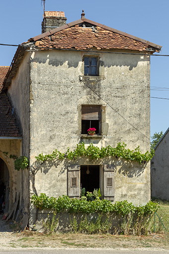 Détail du pignon de la ferme 17 rue du Jardiney. 