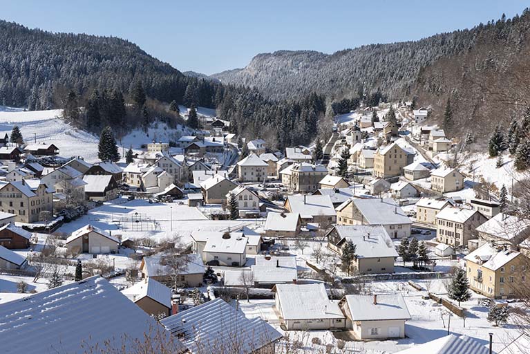 Le village des Gras en hiver.