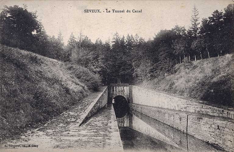 Seveux - Le Tunnel du Canal, carte postale (70).