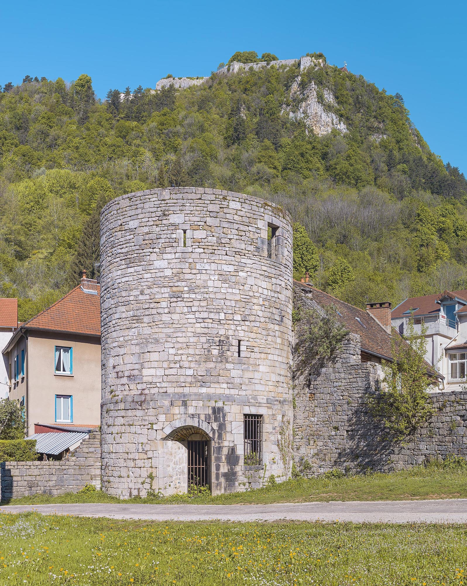 Vue depuis le sud-est.
