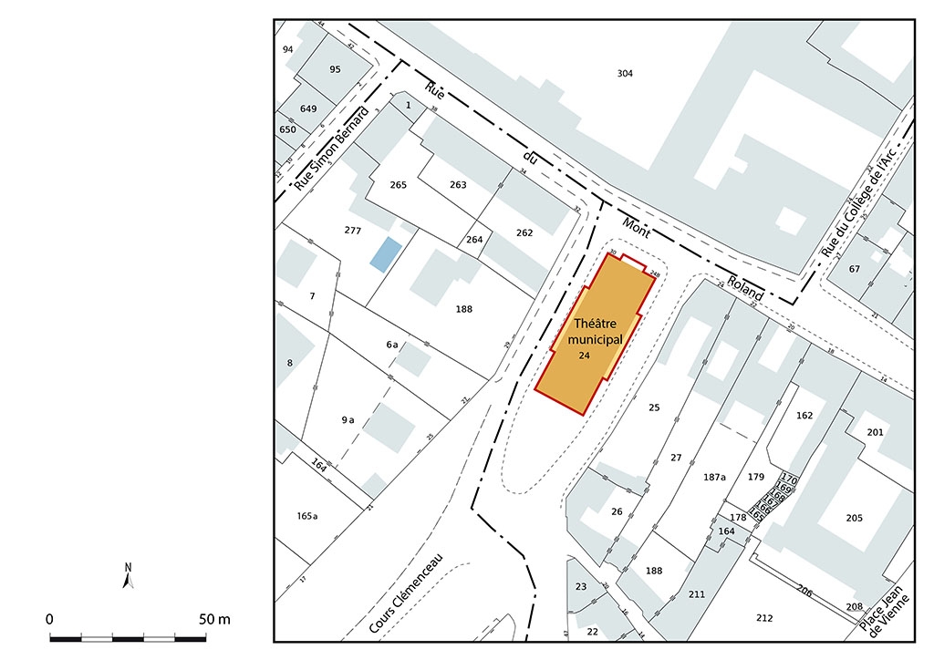 Plan de situation du théâtre municipal. Extrait du plan cadastral, 2022, section BI, échelle 1/500 agrandie à 1/1 000.