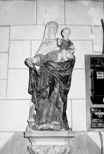 Statue (petite nature) : Vierge à l'Enfant dite Notre-Dame de bon secours