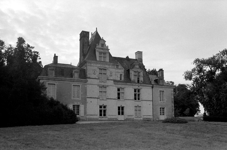 Elévation antérieure du logis.