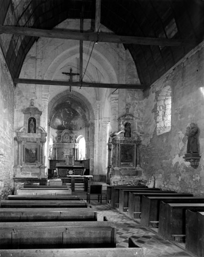 Nef et choeur. Vue d'ensemble depuis l'ouest.