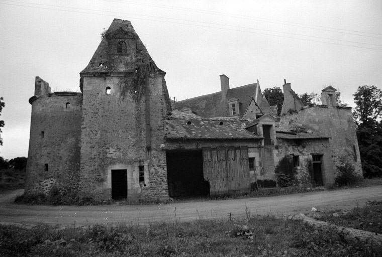 Corps de bâtiments nord (G, I, F), façes nord : vue depuis nord-ouest.
