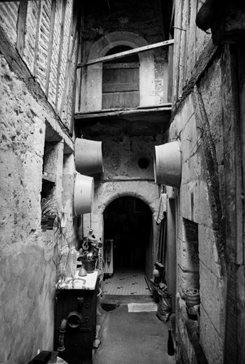 Façade postérieure nord-est sur cour.