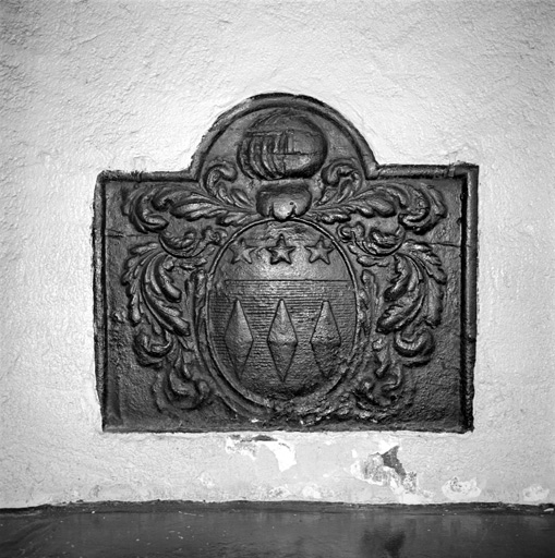 Plaque de cheminée.