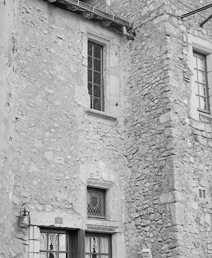 Elévations antérieure (détail) : fenêtres.