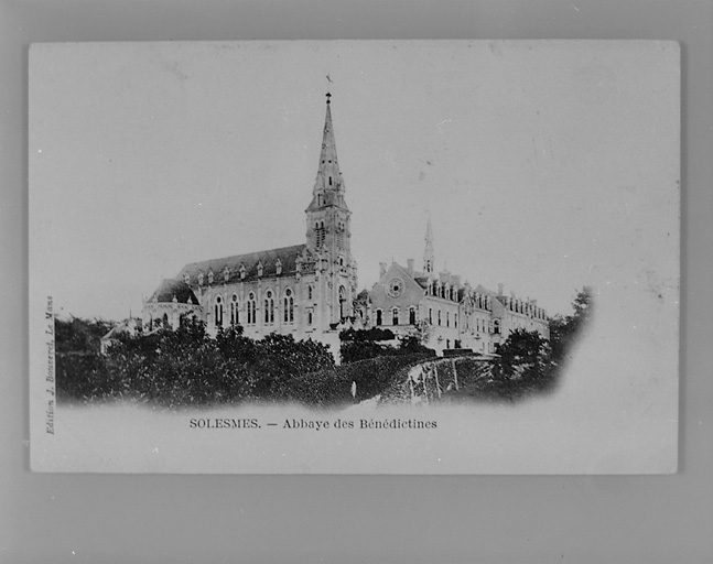 'Solesmes. - Abbaye des Bénédictines'.