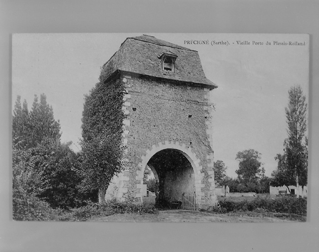 'Vieille porte du Plessis-Roland'.