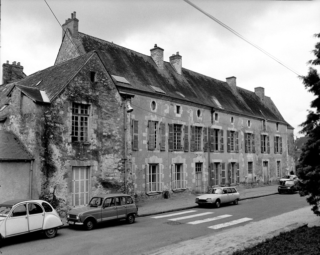 Bâtiment principal nord-ouest A : façade nord-ouest, sur rue de la Croix-Verte.