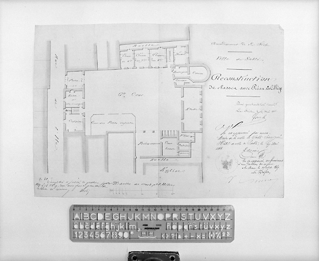 'Reconstruction de classes', plan du rez-de-chaussée.