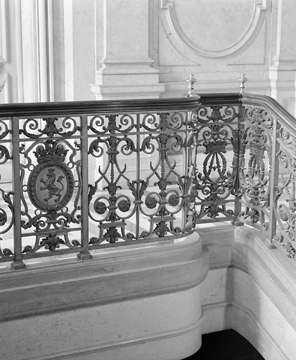 Grand escalier (détail) : garde-corps.