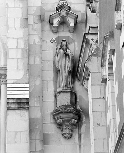 2 statues (en pendant) : sainte Scolastique, saint Benoît