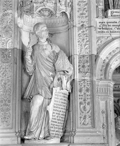 2 statues (en pendant) : saint Timothée, saint Denis l'Aréopagite