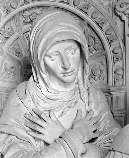 Sainte Femme à senestre.