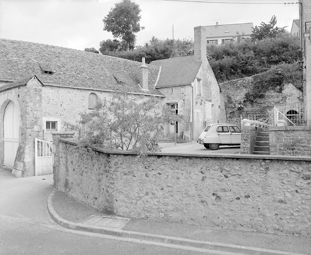 Logement et remise : élévations postérieures.