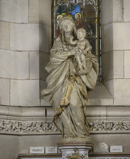 Statue (petite nature) : Vierge à l'Enfant