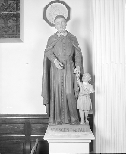 4 statues (grandeur nature) : Education de la Vierge, saint Joseph, saint Laurent, saint Vincent de Paul