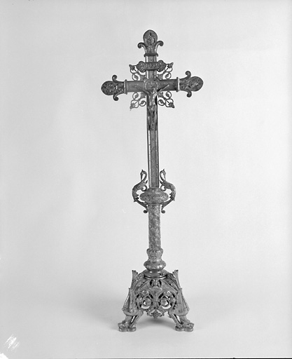 Croix d'autel