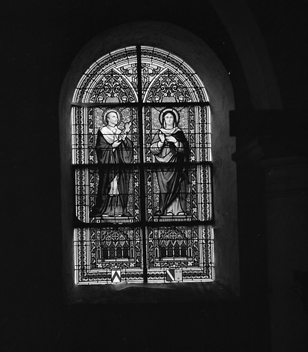 3 verrières à personnages : saint Charles Borromée, sainte Anne, sainte Flavie, saint Védustus, saint Jean, sainte Madeleine