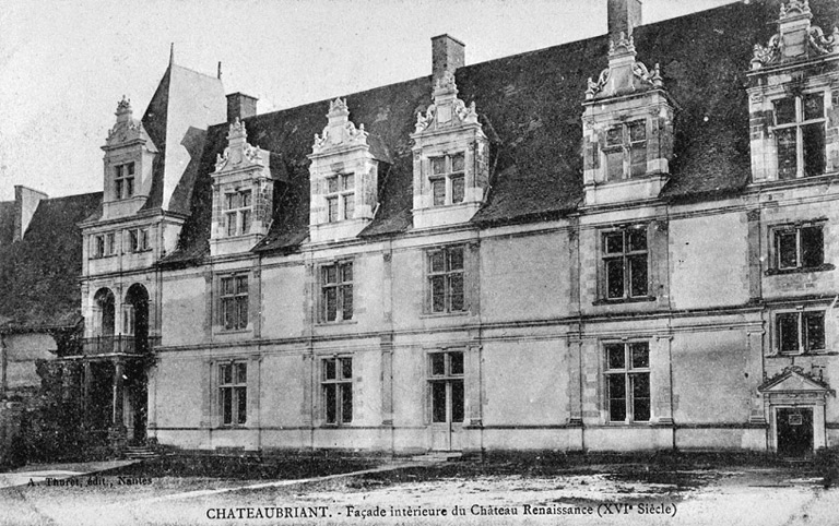 'Façade intérieure du château Renaissance (XVIe siècle)'.