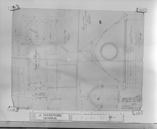 Projet de remaniement : plan et coupes de l'église projetée.