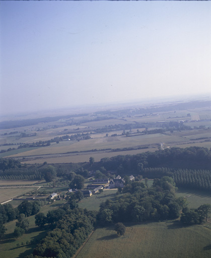 Vue aérienne depuis le nord.