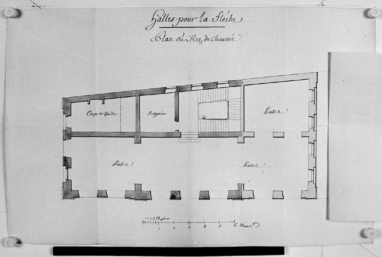 'Halles pour La Flèche, plan du rez-de-chaussée' sans retombe (projet pour l'aile droite).