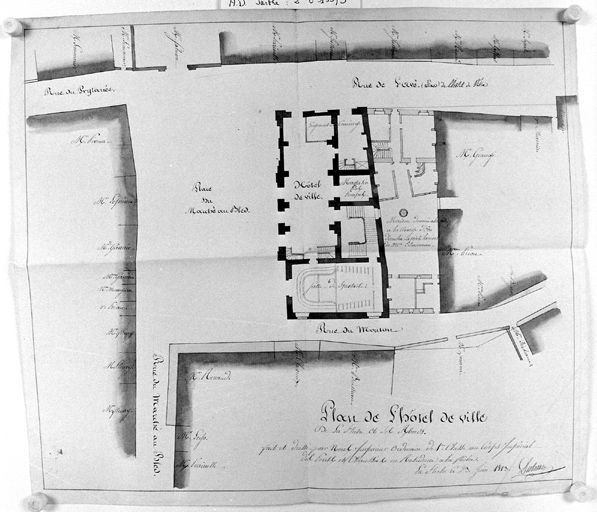 'Plan de l'Hôtel-de-Ville de La Flèche et de ses abords'.