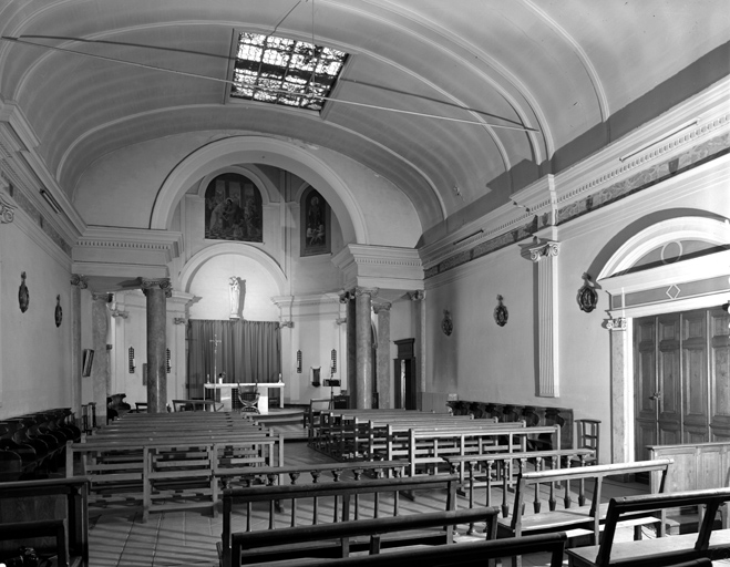 La chapelle, le choeur des religieuses vers le choeur.