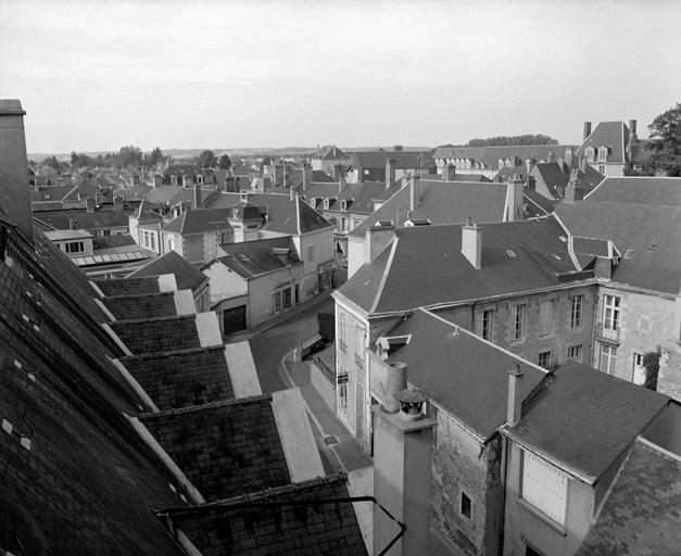 Vue cavalière de la rue Saint-Thomas.