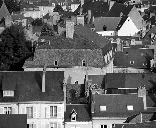 Vue cavalière depuis l'ouest.