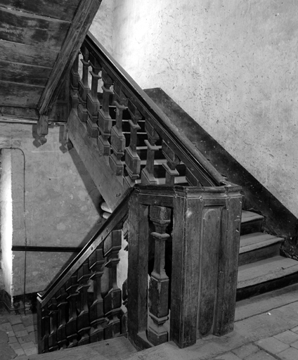 Escalier dans le corps méridional.