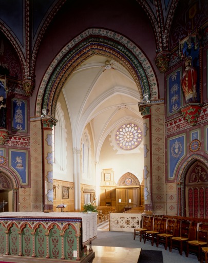 Chapelle, la nef vers le mur oriental.