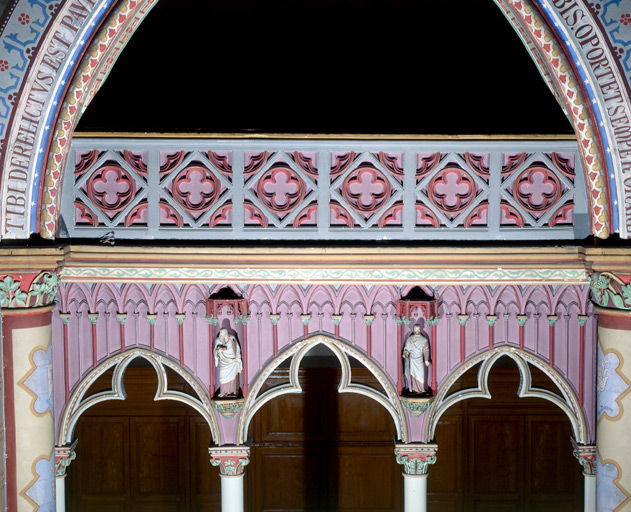 Chapelle, garde-corps de la tribune au-dessus du choeur des religieuses.