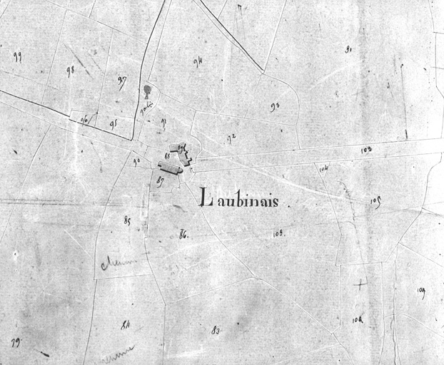 L'Aubinais, extrait du plan cadastral de 1830, section F 3, n°88-89, éch. 1:2700e.