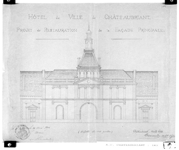 'Projet de restauration de la façade principale'.
