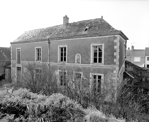 Dépendance du XIXe siècle le long du mur ouest du parc, élévation orientale.